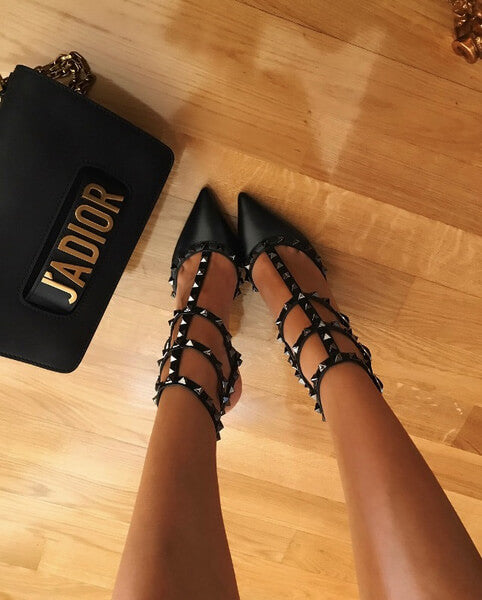 UMIDA Three-Strap Black Leather Pumps